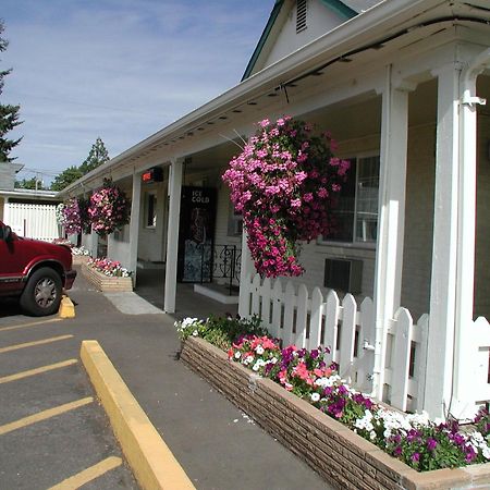 Valley Inn - Lebanon Oregon Dış mekan fotoğraf