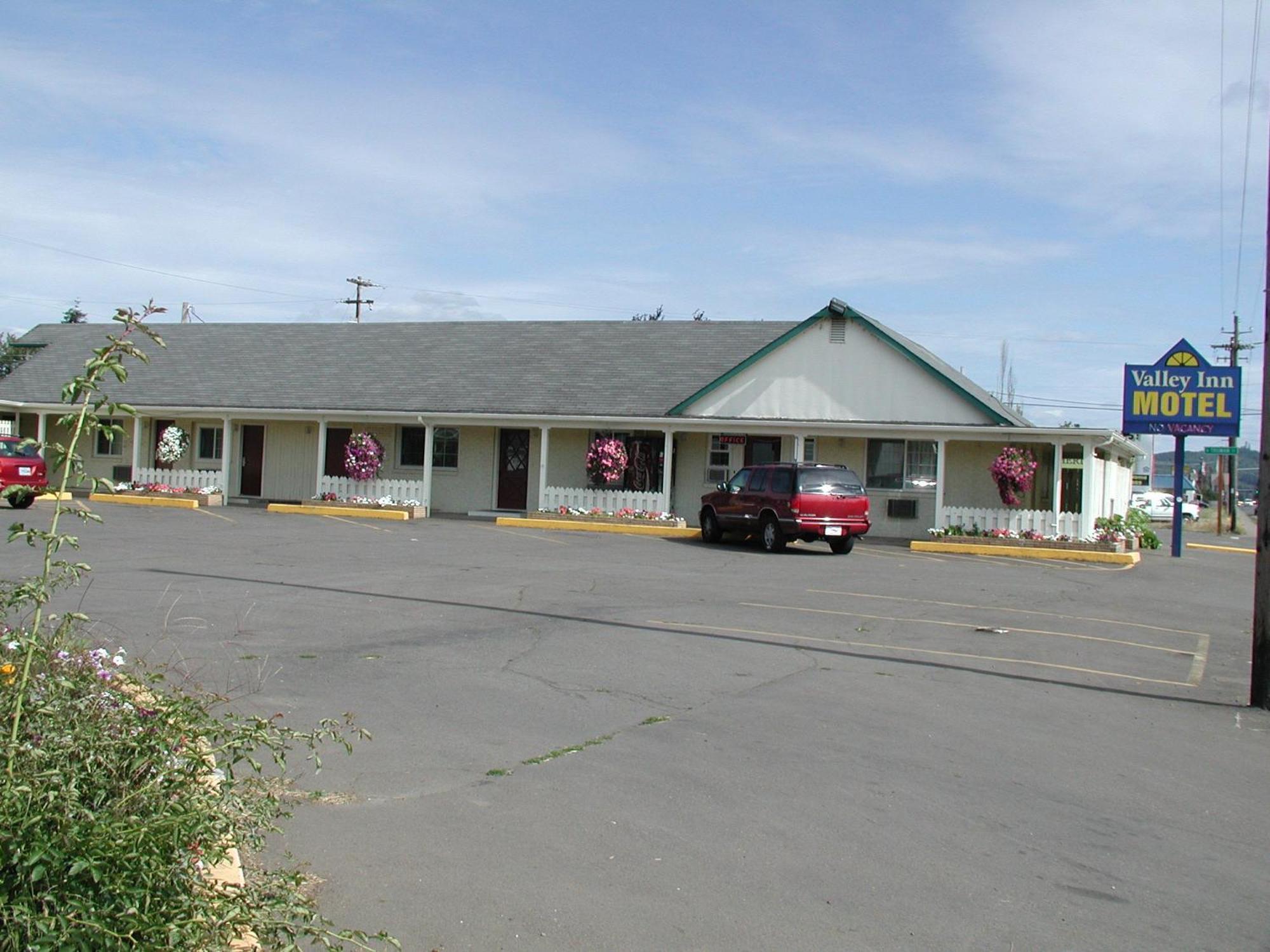 Valley Inn - Lebanon Oregon Dış mekan fotoğraf
